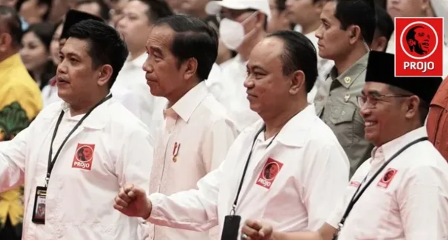 Mantan Presiden Jokowi dan Projo. [Instagram]